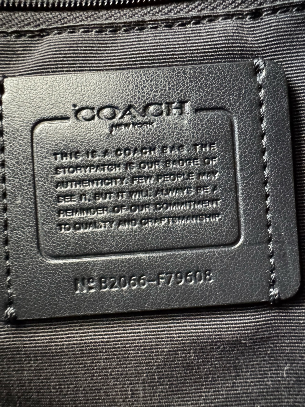 Coach Cross-Grain Gallery Black Pebbled Leather Tote with Matching Wallet - Picture 6 of 16